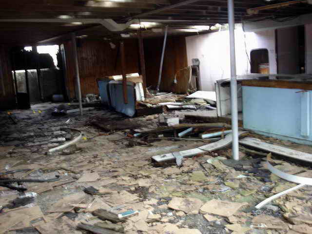 Speedway Auto Theatre - 2006 Photo (newer photo)